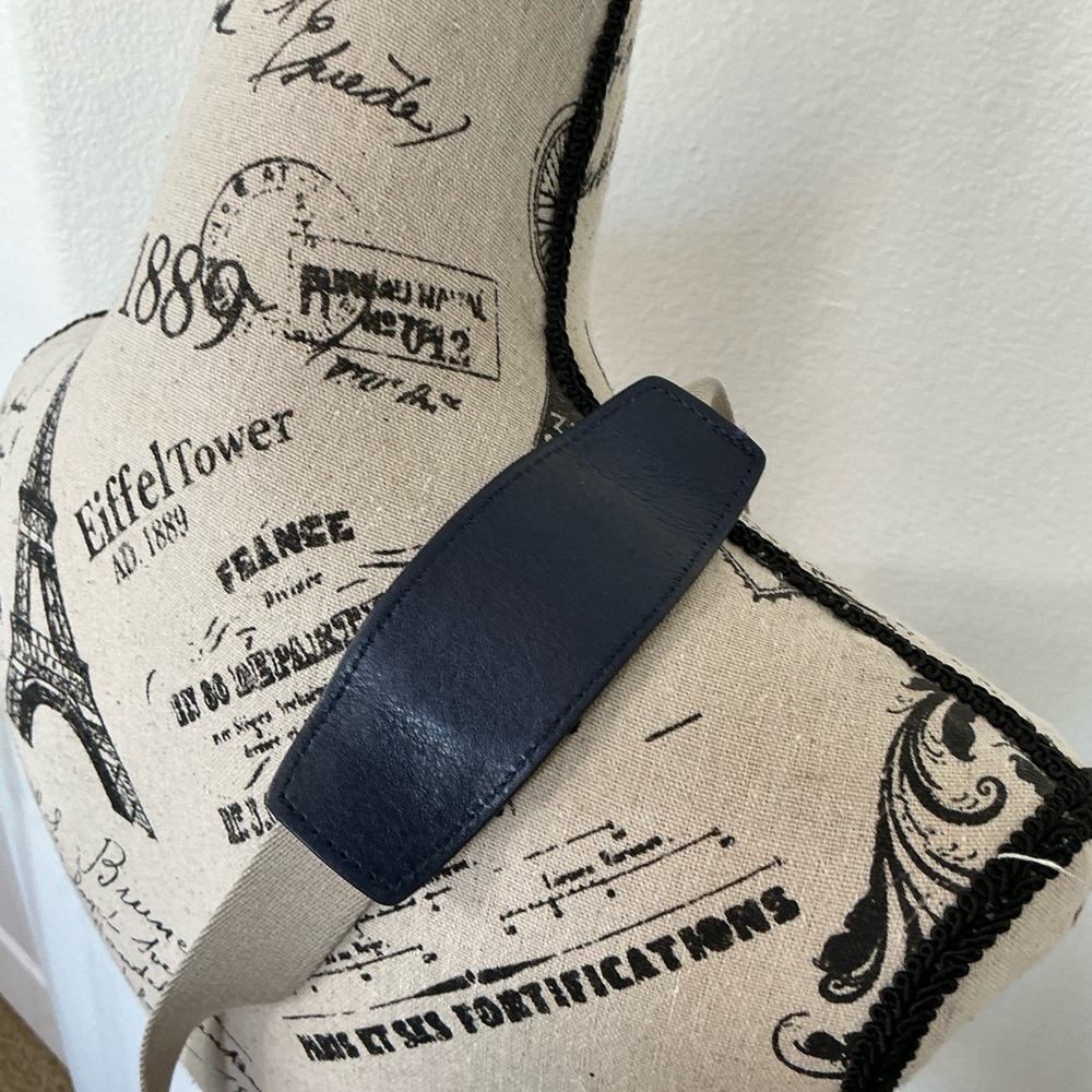 Coach Stylish Multicolor Adjustable Crossbody Bag - image 8